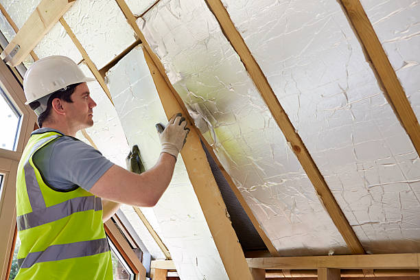 Best Garage Insulation Installation  in Elwood, NY
